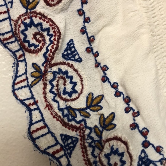 Free People ruffled short sleeve crop embroidered beaded detail w/ruffle trim - Picture 3 of 16